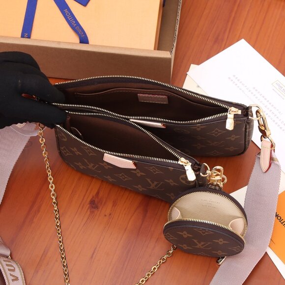 ❤️Louis Vuitton Monogram Pochette Accessories ❤️ - Picture 9 of 9